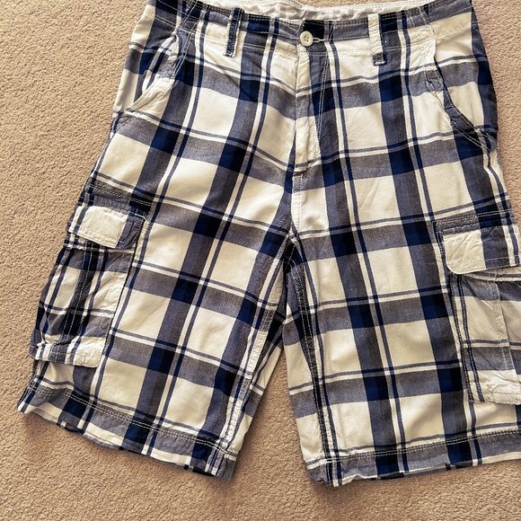 Men's Arizona Cargo Shorts size 32 - Picture 2 of 3